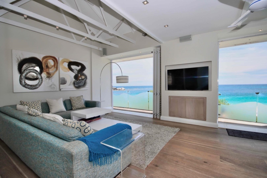 4 Bedroom Property for Sale in Clifton Western Cape